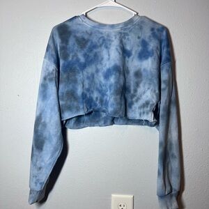 5/$25 Handmade Blue and Black Tye Dye Cropped Sweatshirt